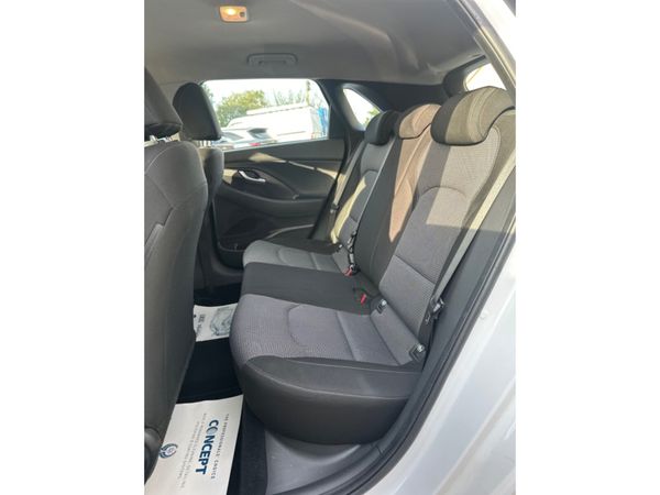 Hyundai i30 I 30 DELUXE 5DR 365315417