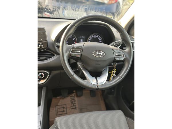 Hyundai i30 I 30 DELUXE 5DR 365315421