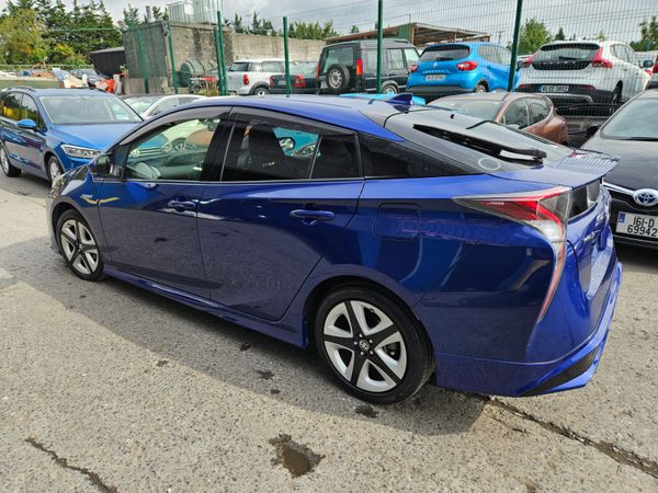 2018 Toyota Prius G sports Leather /Hybrid Auto 365353884
