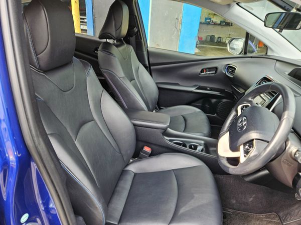 2018 Toyota Prius G sports Leather /Hybrid Auto 365353888