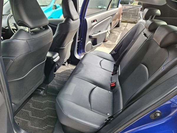 2018 Toyota Prius G sports Leather /Hybrid Auto 365353890
