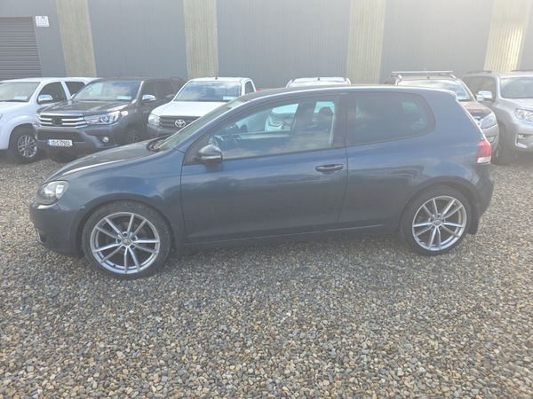 Volkswagen Golf 1.6 TDi Highline 365365928