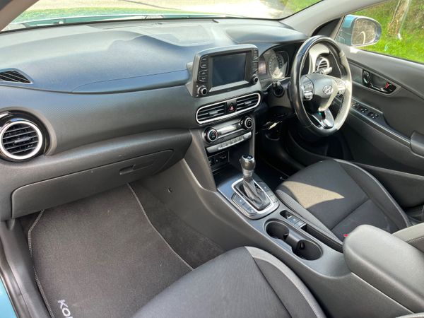 Hyundai KONA 1.6 GDI Hybrid Executive 365374052