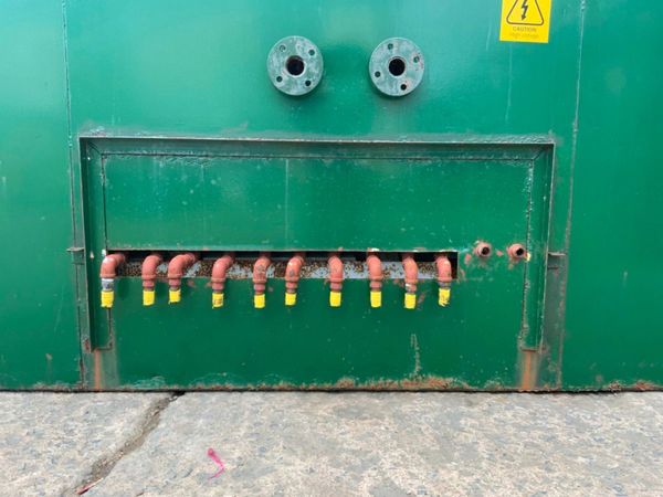 12ft x 8ft CHEMICAL STORAGE CONTAINER.......3675v 365379433