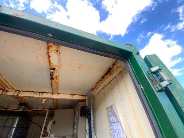 12ft x 8ft CHEMICAL STORAGE CONTAINER.......3675v 365379454