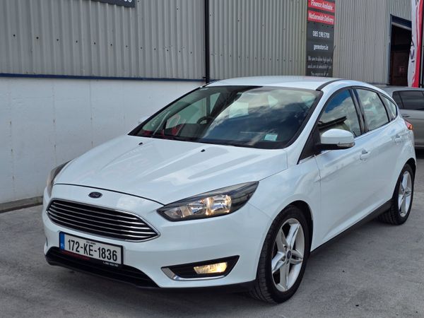 Ford Focus 2017 365385973