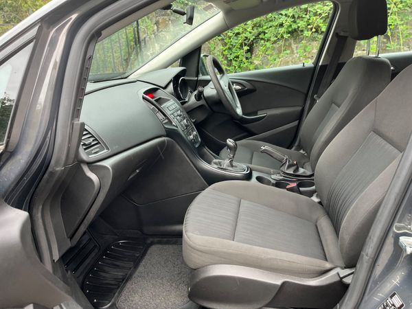 Opel Astra 1.4 16v VVT 100PS S 365406315