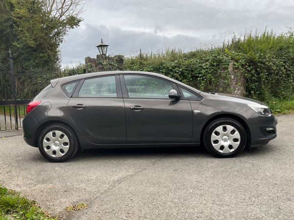 Opel Astra 1.4 16v VVT 100PS S 365406322