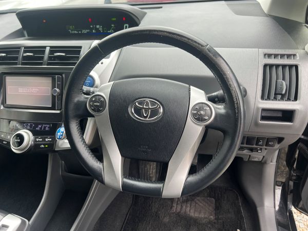 Toyota Prius **2014** 5 seater 365400515