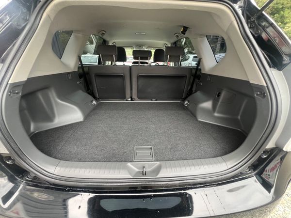 Toyota Prius **2014** 5 seater 365400529