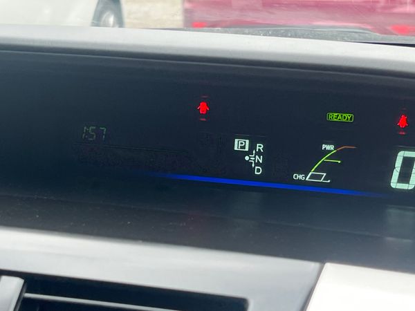 Toyota Prius **2014** 5 seater 365400520