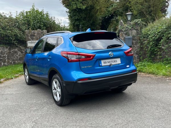 Nissan Qashqai 1.2 Petrol SV 365403316