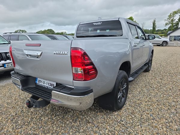 Toyota Hilux 2.8 D4D SR5 "Extras" 365468886
