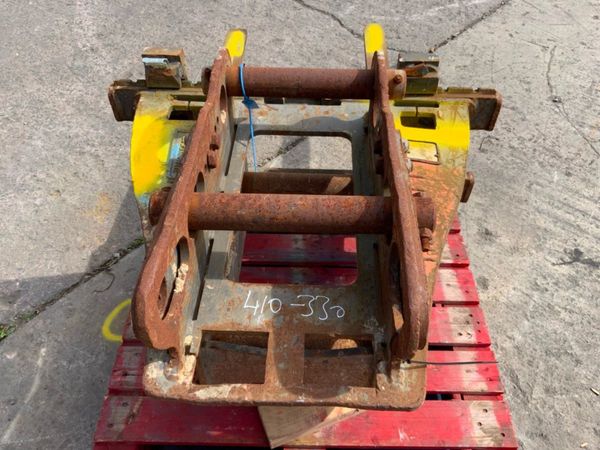 DROMONE PALLET FORK ATTACHMENT.....4810. 365469577
