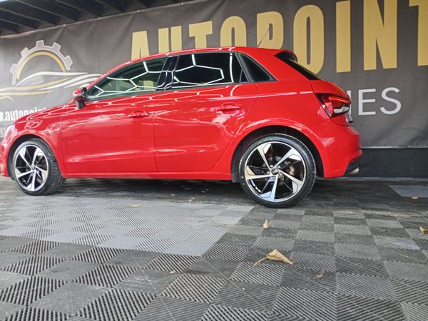 AudiA1 365469825