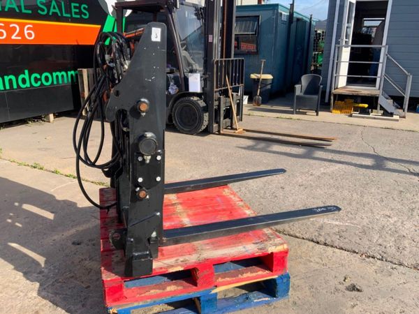 UNUSED JCB PRECISION PLACER CARRIAGE...4707. 365461171