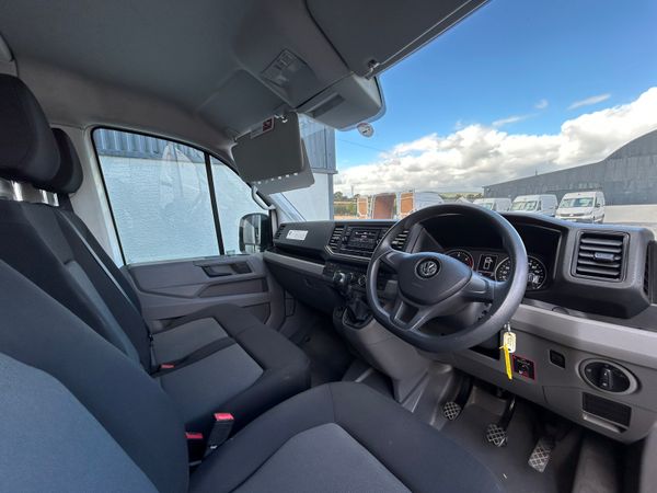 2021 Volkswagen Crafter Box van with TL 365474123