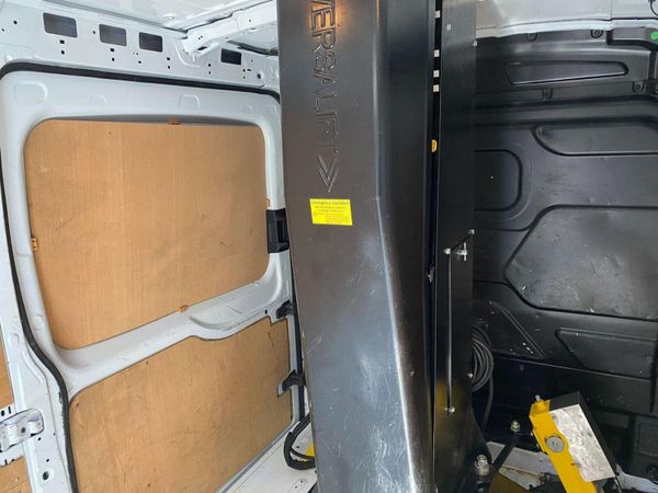 Ford Transit 2021 cherry picker 365476395