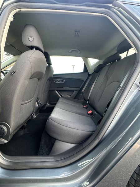 SEAT Leon 1.6TDI 90PS SE 365485397