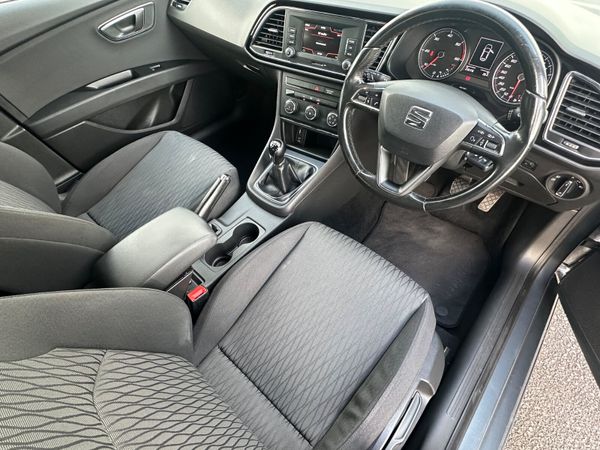 SEAT Leon 1.6TDI 90PS SE 365485398