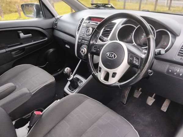 Kia Venga 2015 365487266