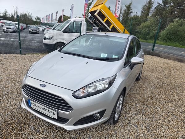 Ford Fiesta 2014 365498115