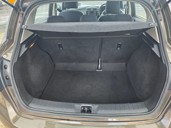 Nissan Pulsar 2015 365498527