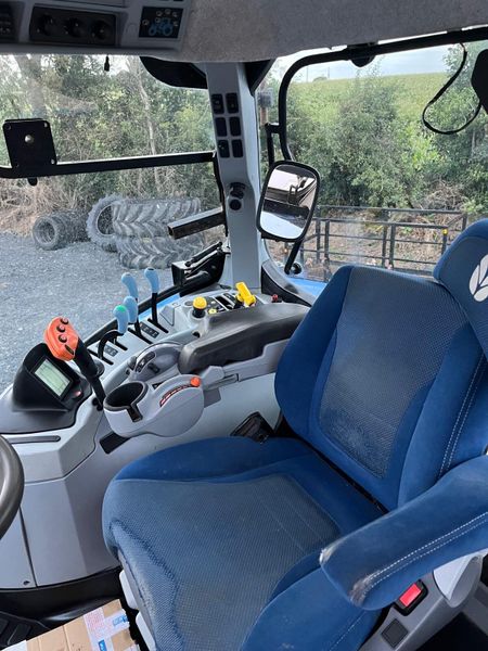 2018 New Holland T7.165s 365528908