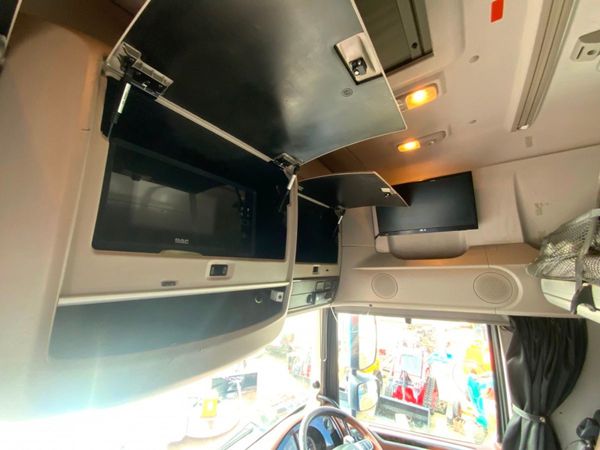 DAF XF 530hp MID Lift. Super Space...tipping Gear 365551256