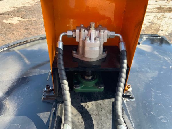 MINI DIGGER FLAIL TOPPER....30mm PINS....328w. 365577100