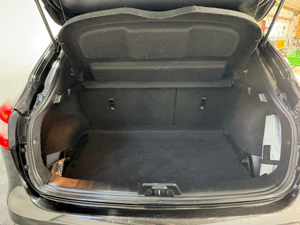 2015 Nissan Qashqai SV 1.5 DSL Manual 365587745