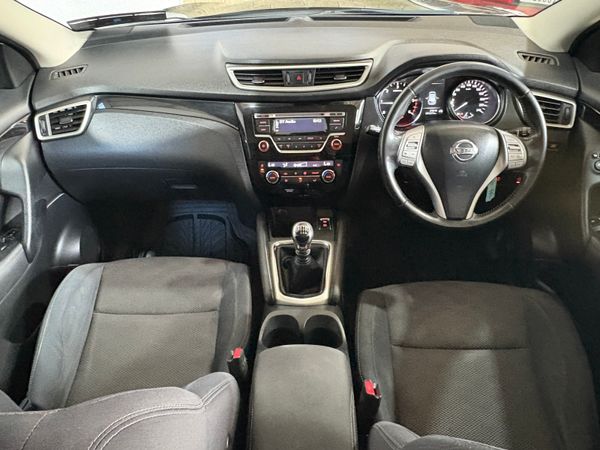 2015 Nissan Qashqai SV 1.5 DSL Manual 365587747