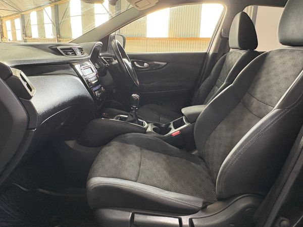 2015 Nissan Qashqai SV 1.5 DSL Manual 365587749