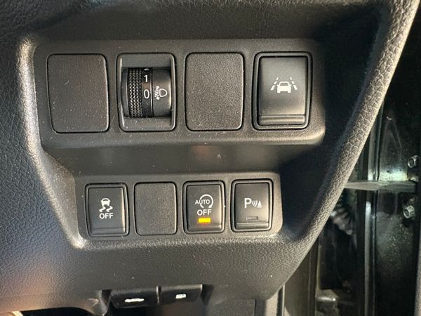 2015 Nissan Qashqai SV 1.5 DSL Manual 365587757