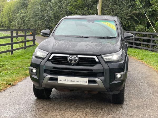 221 Toyota Hilux Invincible X Auto***** 365620465