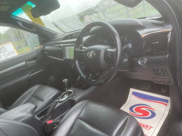 221 Toyota Hilux Invincible X Auto***** 365620487