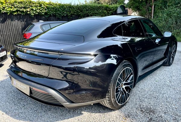 Porsche Taycan 4S AWD 365622126