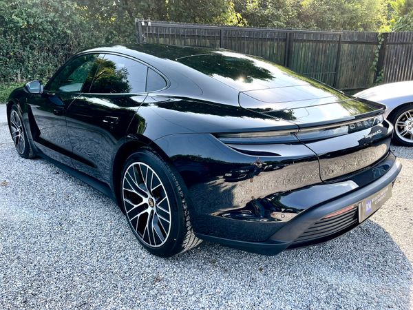 Porsche Taycan 4S AWD 365622123