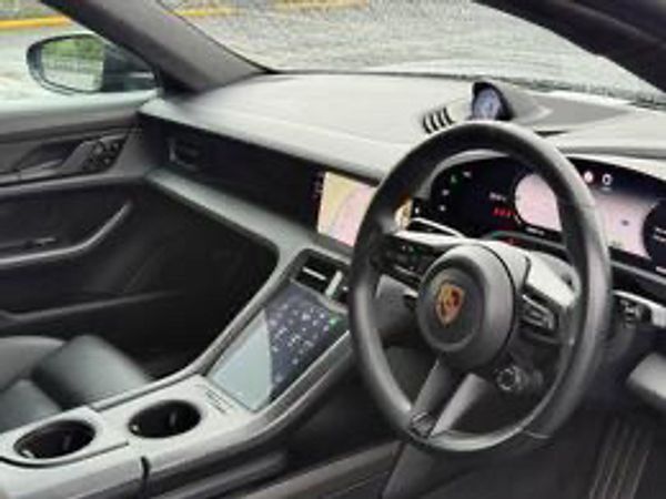 Porsche Taycan 4S AWD 365622134