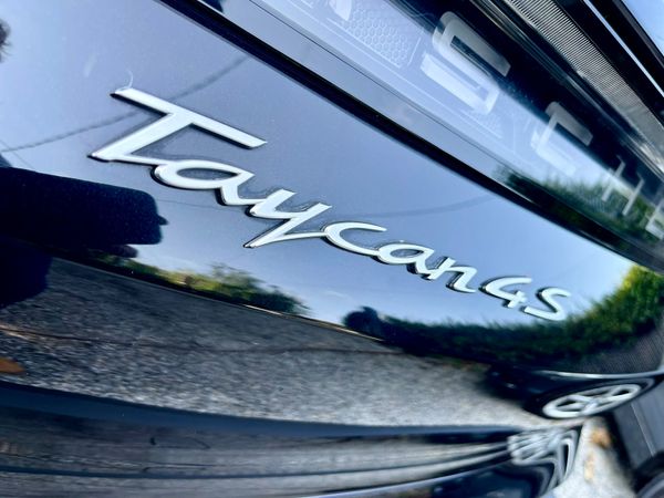 Porsche Taycan 4S AWD 365622131