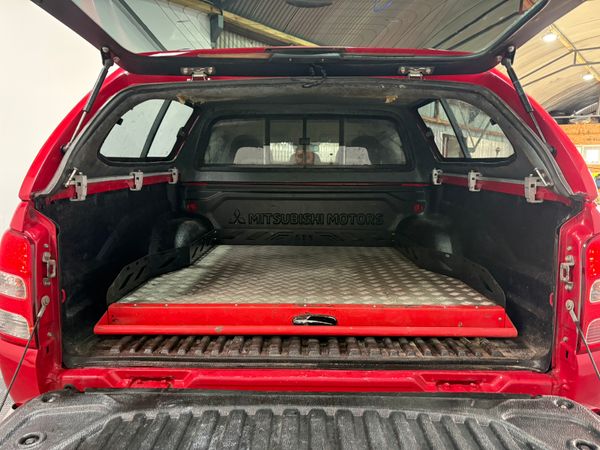 18 Mitsubishi L200 Intense 2.5 178 Bhp Crew Cab 365623379