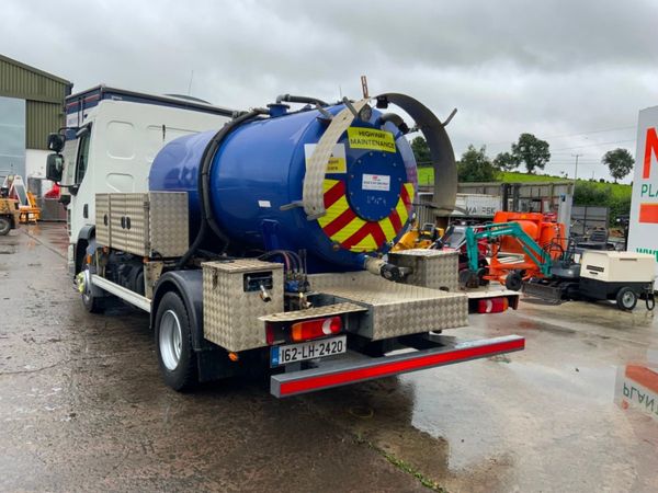2016 DAF LF180 PORTALOO VACUUM TANKER...2420 365644509