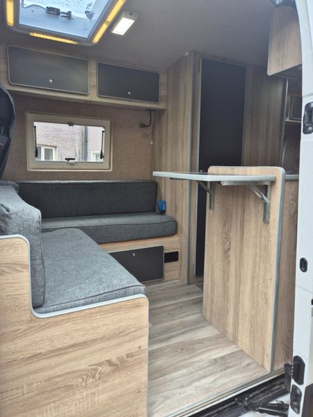 Renault Master Campervan 2021 365650656