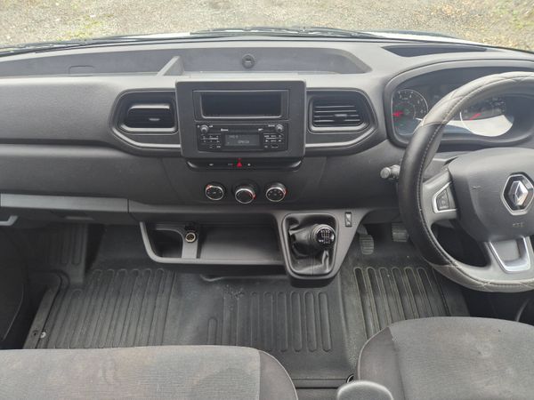 Renault Master Campervan 2021 365650658
