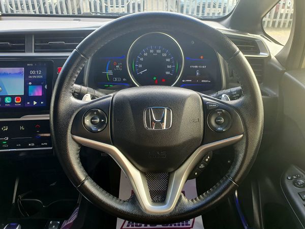 2016 Honda Fit Hybrid | S Package 365678928