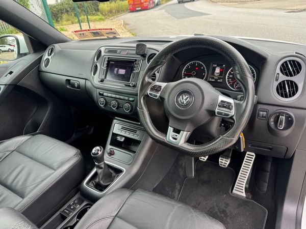 Volkswagen Tiguan 2016 R-line 365683187