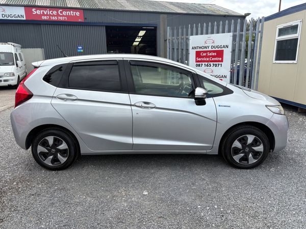 172 Honda Fit 1.5 hybrid 365716018