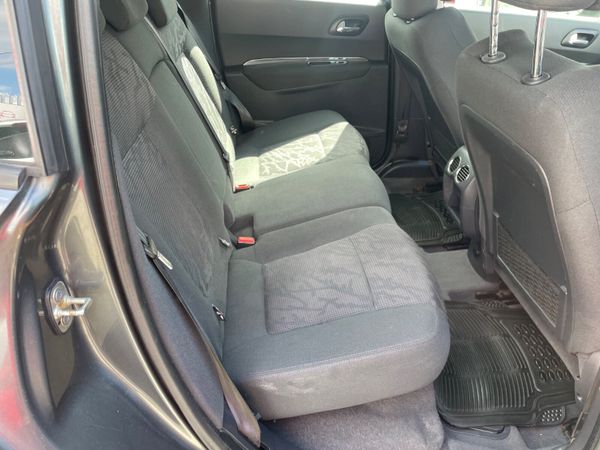 2013 Peugeot 3008 hdi 365716551