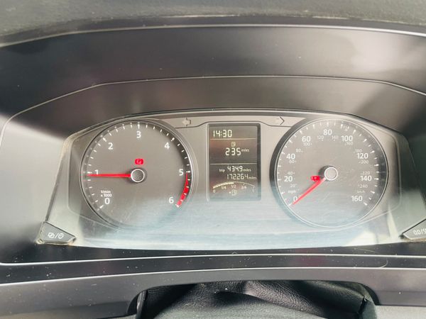 2017 VOLKSWAGEN TRANSPORTER 2.0 TDI VAN 365720969