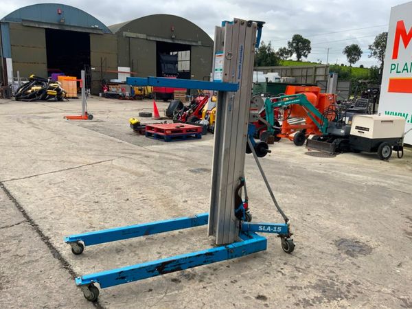 2013 GENIE SLA-15 MATERIAL HOIST / LIFT.......907 365731058